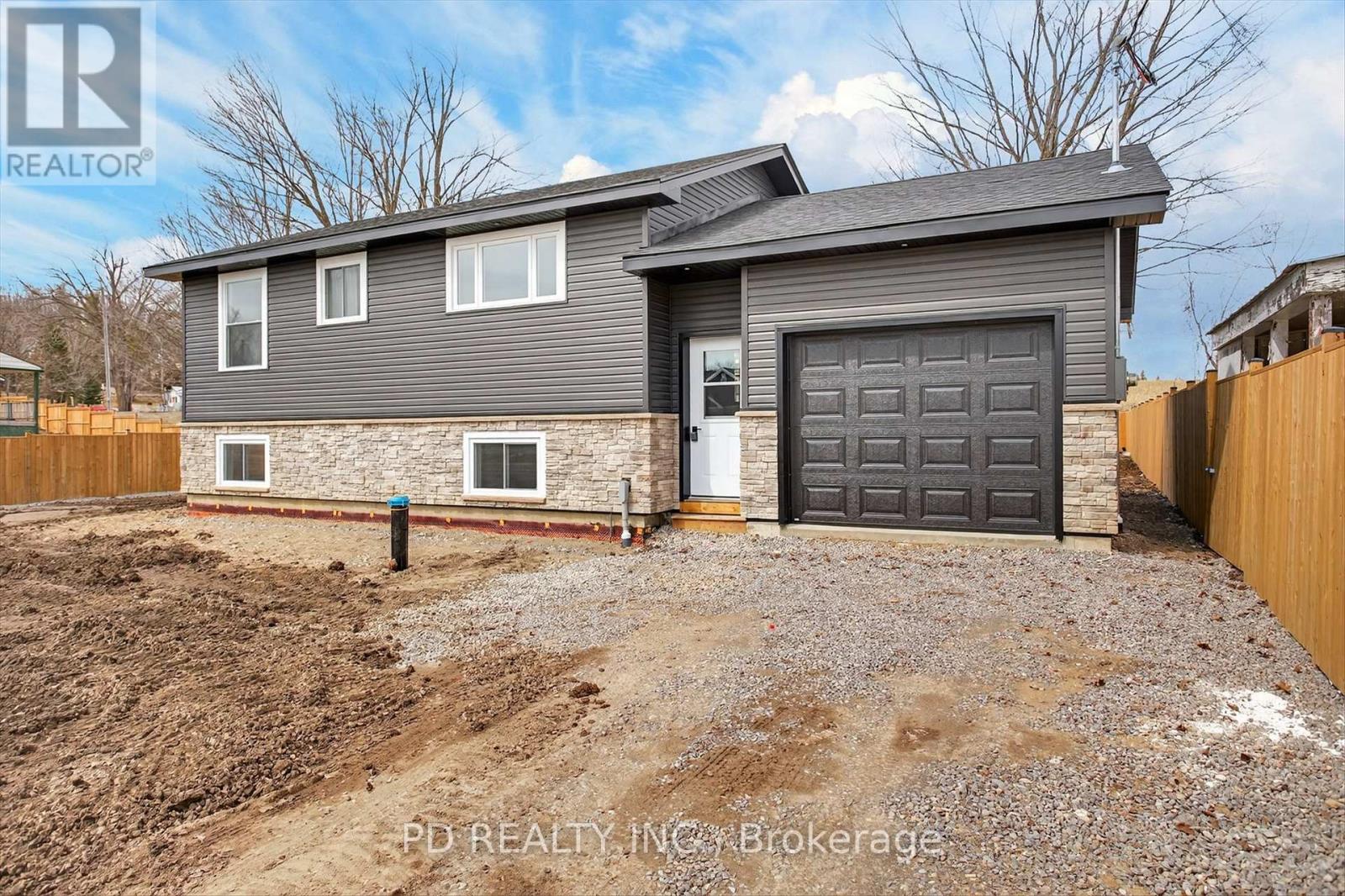 934 Mount Pleasant Road, Cavan Monaghan (Cavan Twp), Ontario  L0A 1C0 - Photo 4 - X12953316