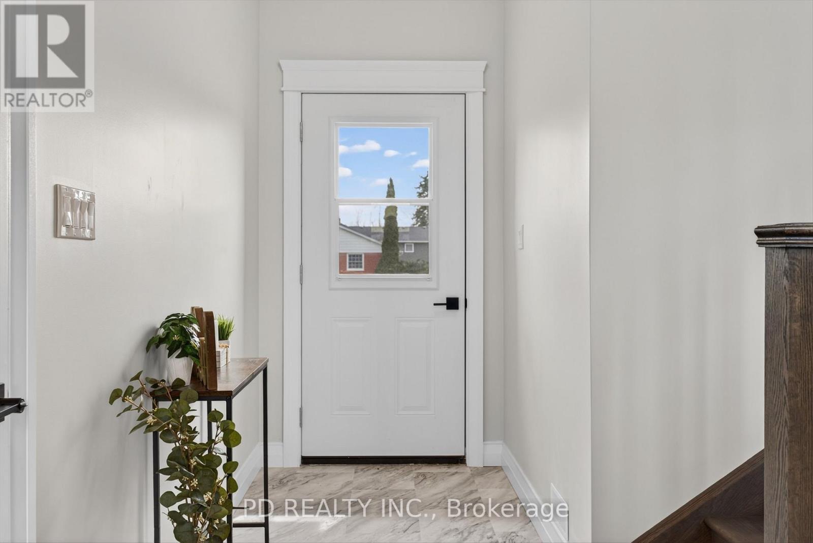 934 Mount Pleasant Road, Cavan Monaghan (Cavan Twp), Ontario  L0A 1C0 - Photo 6 - X12953316