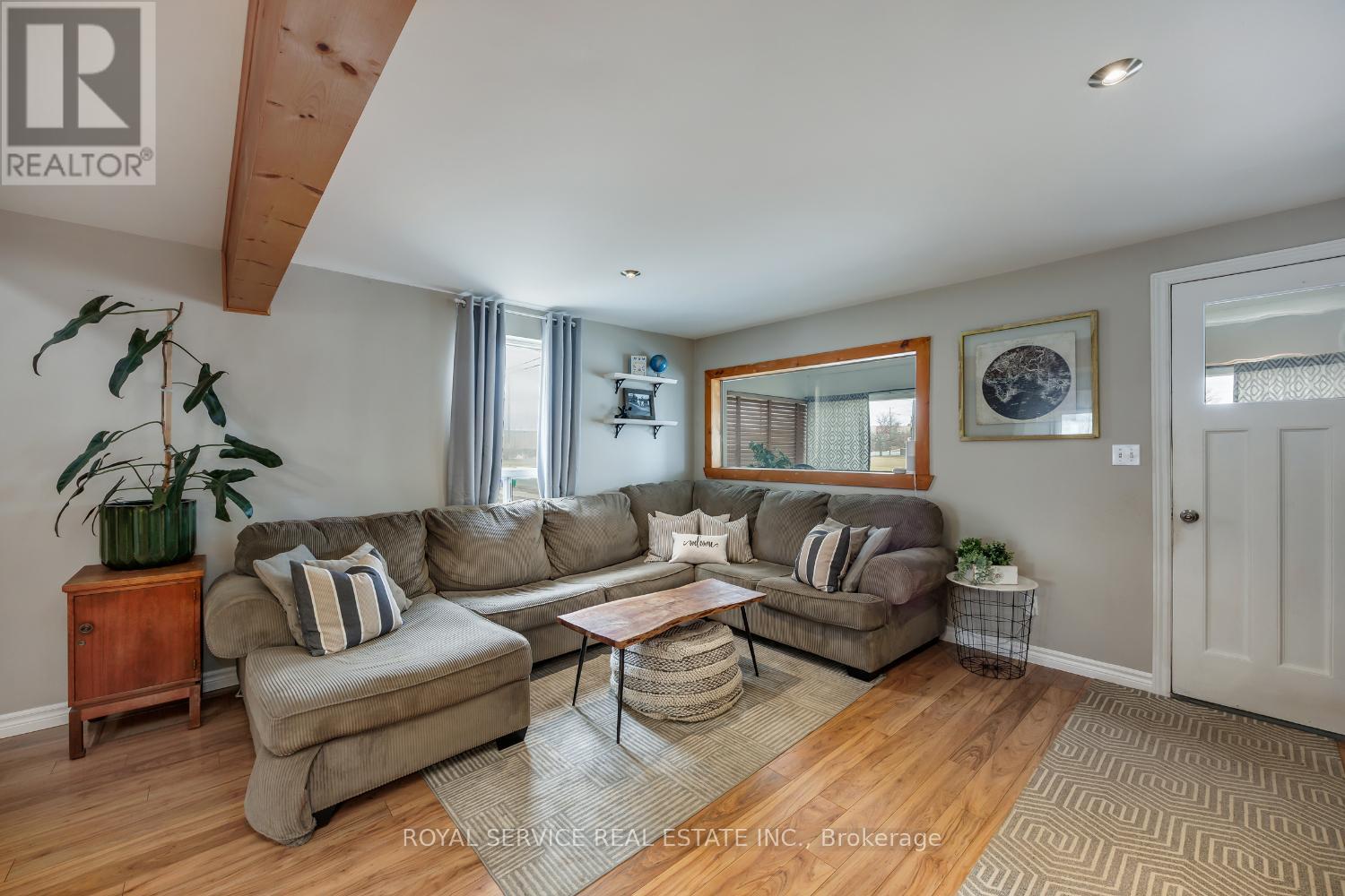 577 Braidwood Avenue, Peterborough (Otonabee Ward 1), Ontario  K9J 1V9 - Photo 6 - X12953528