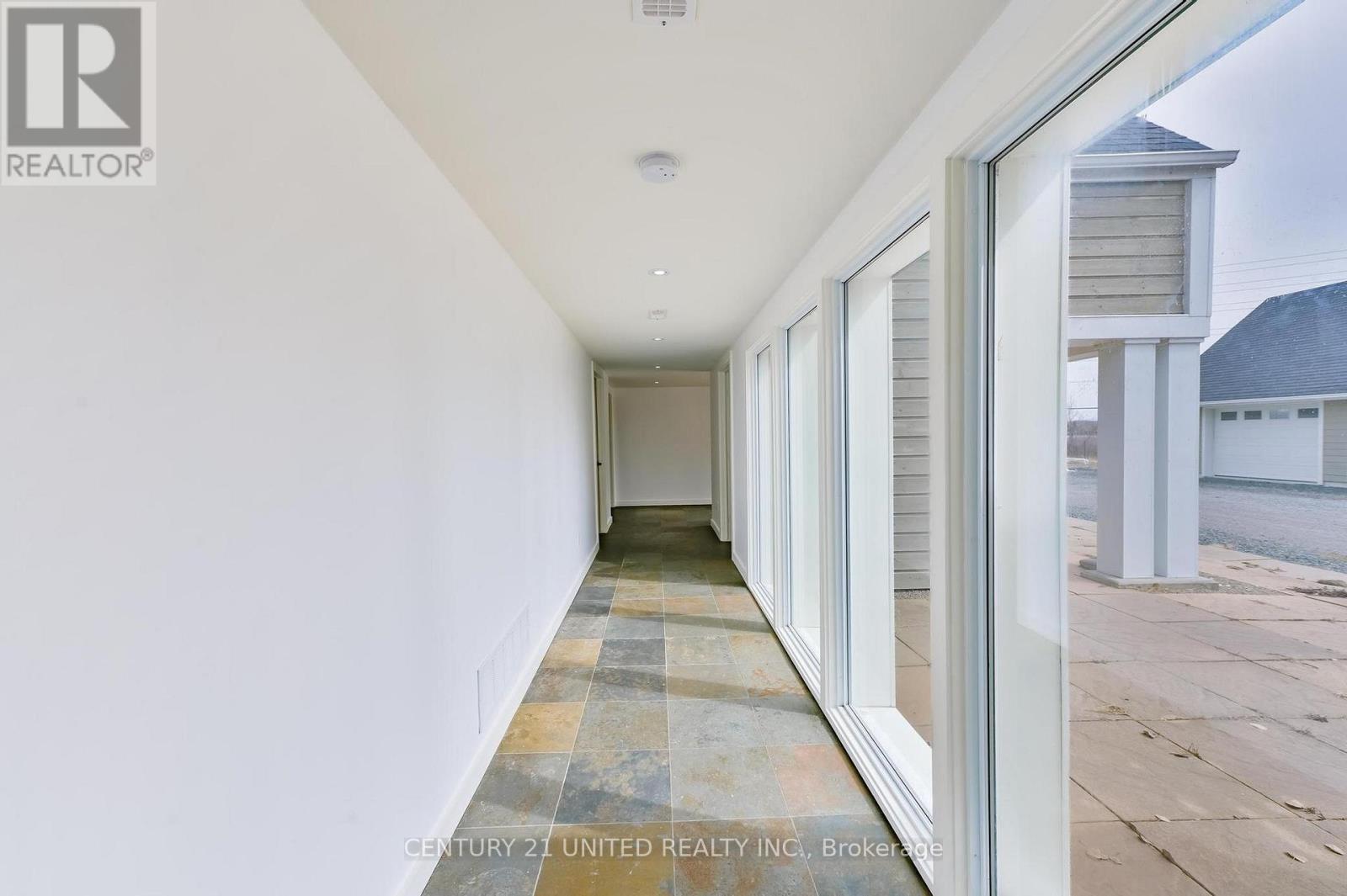 590 Maniece Avenue, Peterborough (Ashburnham Ward 4), Ontario  K9J 6X9 - Photo 15 - X12953580