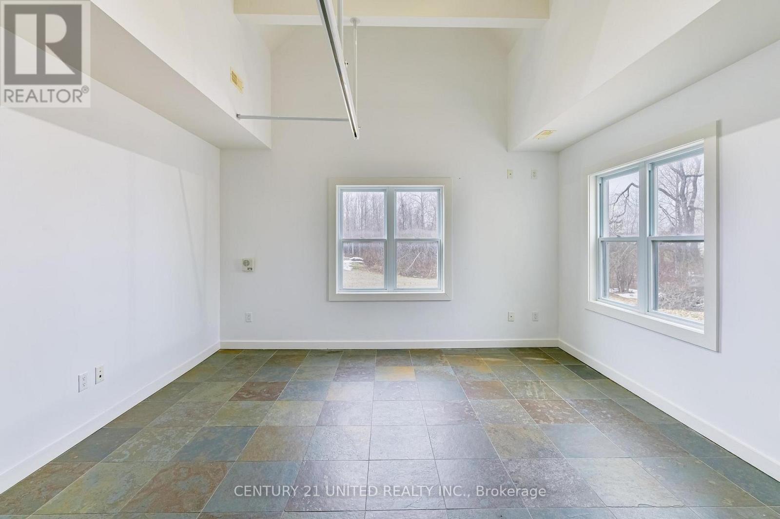 590 Maniece Avenue, Peterborough (Ashburnham Ward 4), Ontario  K9J 6X9 - Photo 20 - X12953580