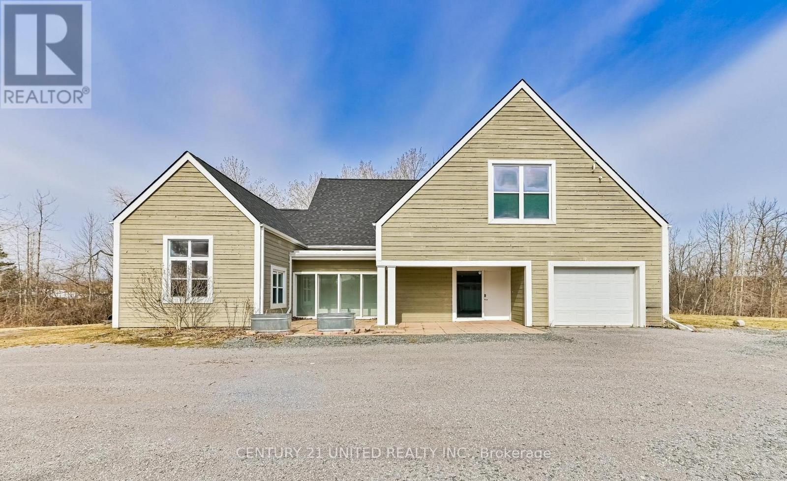 590 Maniece Avenue, Peterborough (Ashburnham Ward 4), Ontario  K9J 6X9 - Photo 3 - X12953580