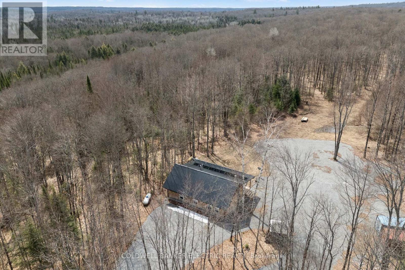 2075 Dyno Road, Highlands East (Cardiff Ward), Ontario  K0L 1C0 - Photo 35 - X12953726