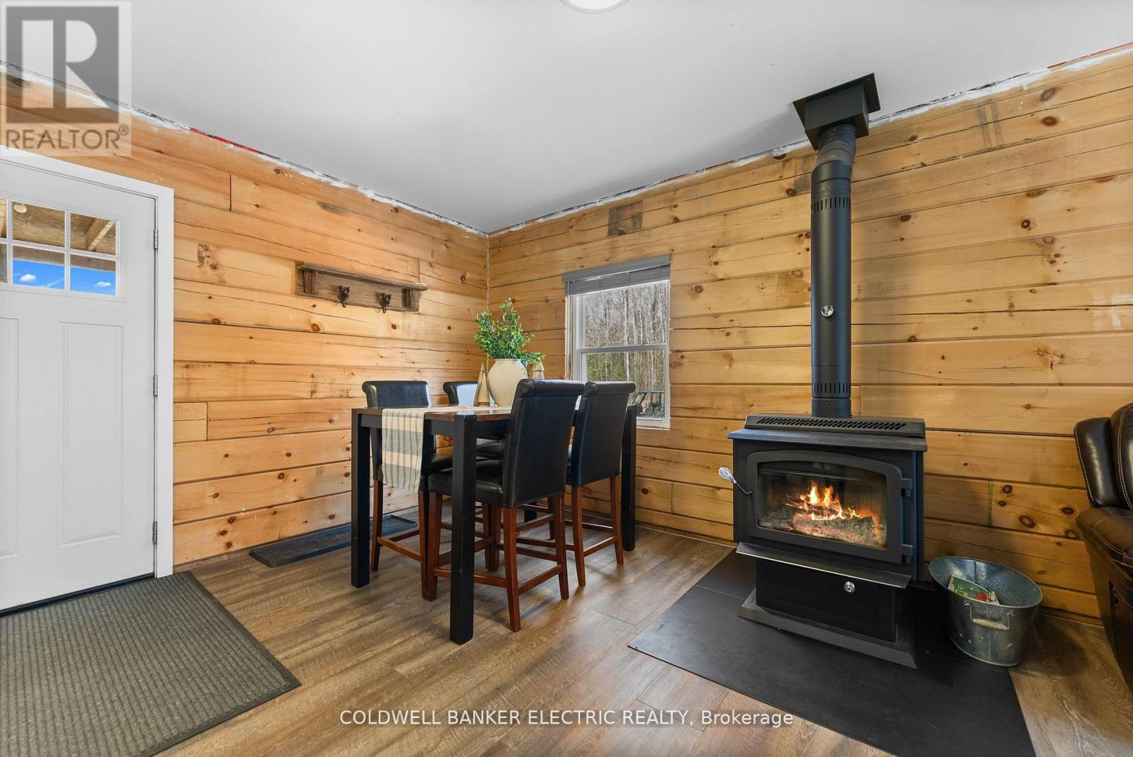 2075 Dyno Road, Highlands East (Cardiff Ward), Ontario  K0L 1C0 - Photo 8 - X12953726