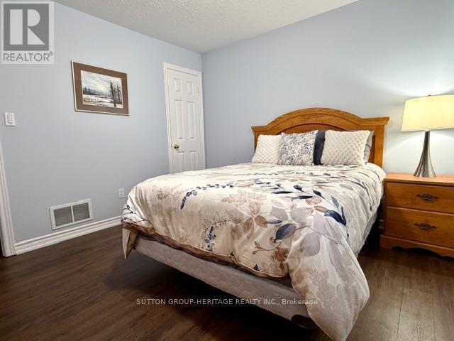 5 Susan Court, Kawartha Lakes (Lindsay), Ontario  K9H 4H1 - Photo 15 - X12954042