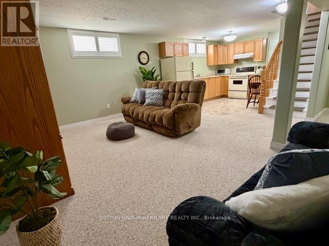 5 Susan Court, Kawartha Lakes (Lindsay), Ontario  K9H 4H1 - Photo 16 - X12954042