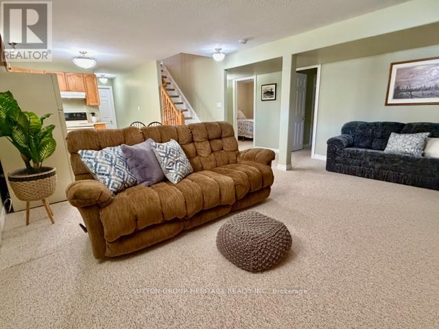 5 Susan Court, Kawartha Lakes (Lindsay), Ontario  K9H 4H1 - Photo 19 - X12954042