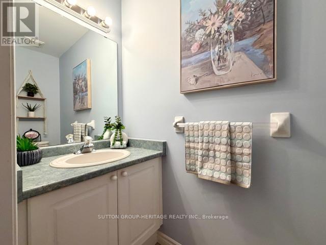 5 Susan Court, Kawartha Lakes (Lindsay), Ontario  K9H 4H1 - Photo 32 - X12954042