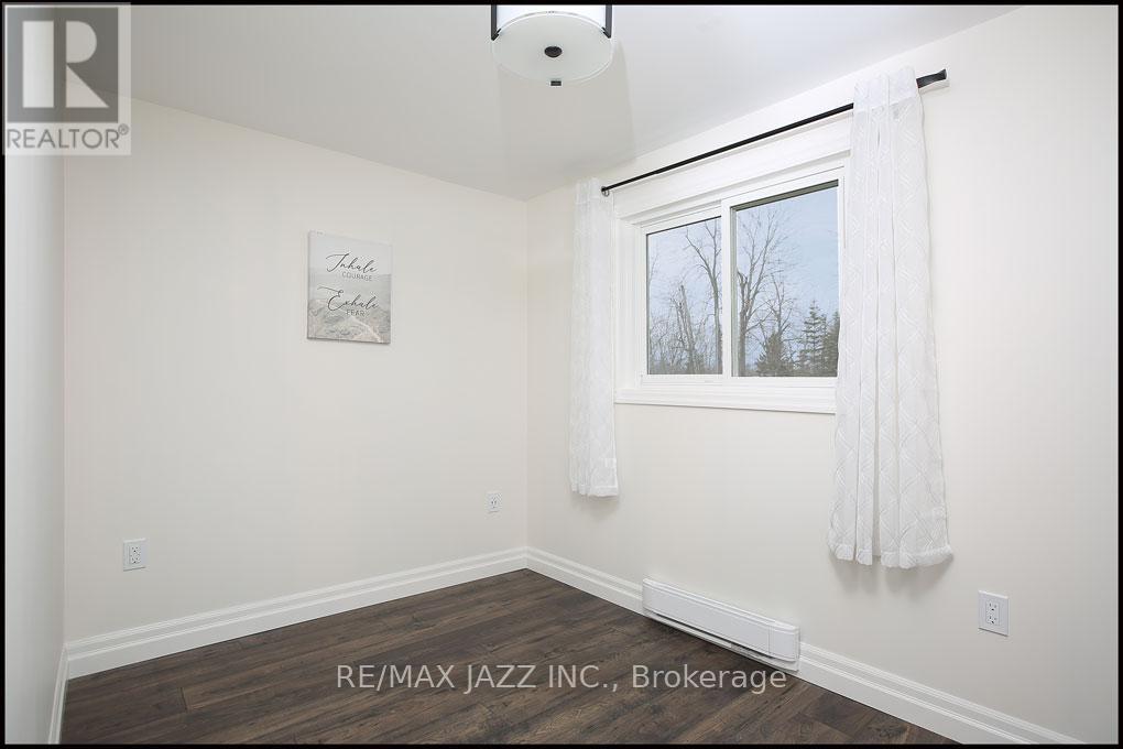 214 River Road E, Trent Hills (Campbellford), Ontario  K0L 1L0 - Photo 10 - X12954170