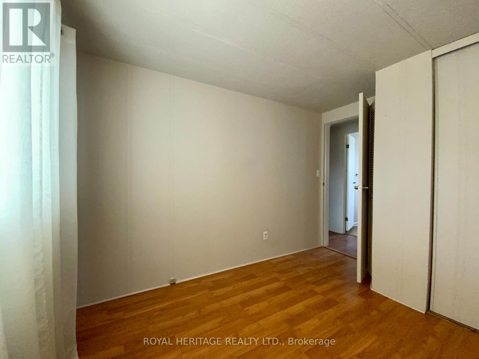 39 Circle Drive, Kawartha Lakes (Fenelon), Ontario  K9V 4R1 - Photo 22 - X12954534
