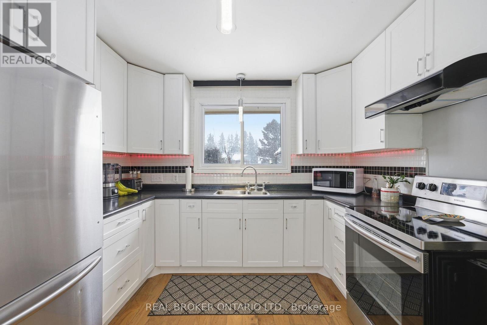 1157 Lakeshore Road, Port Hope, Ontario  L1B 1L9 - Photo 5 - X12954554