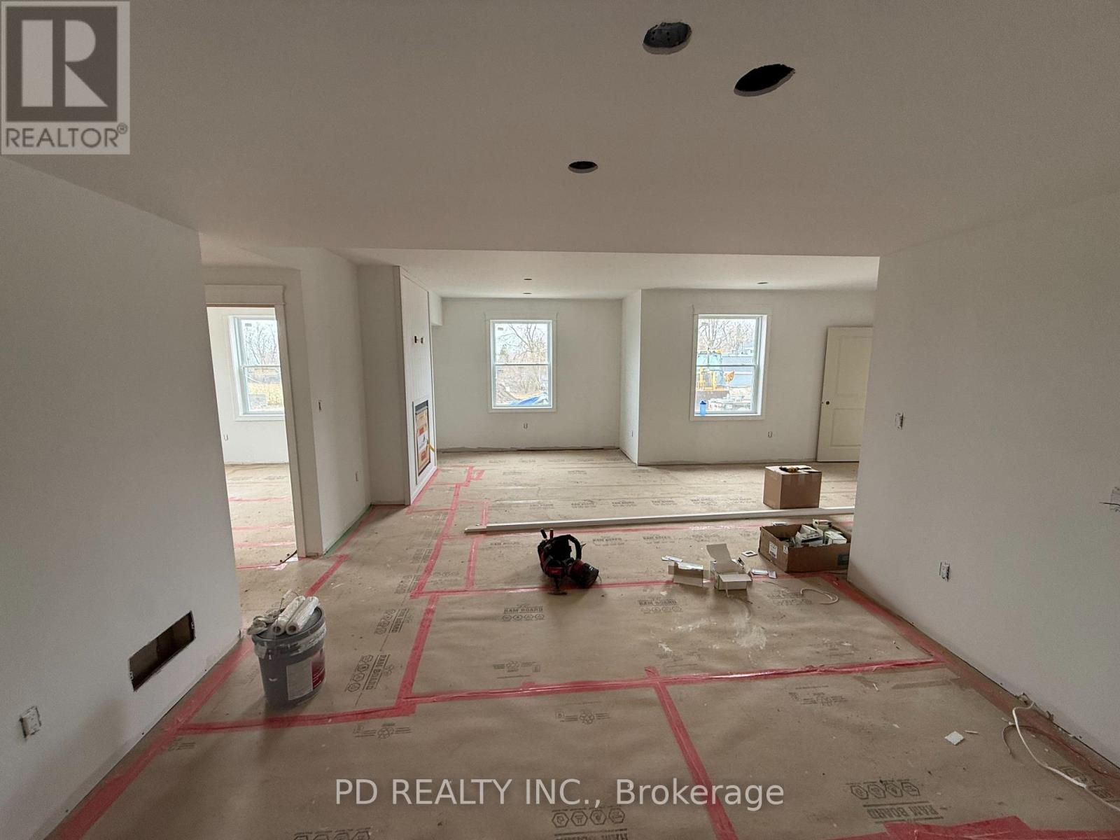 2467 Queen Mary Street, Cavan Monaghan (Cavan Twp), Ontario  L0A 1C0 - Photo 12 - X12954766