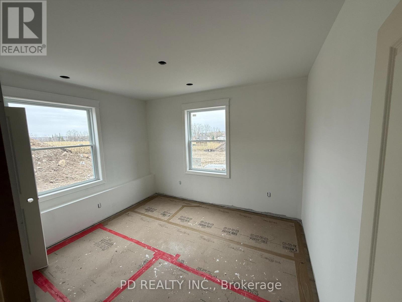 2467 Queen Mary Street, Cavan Monaghan (Cavan Twp), Ontario  L0A 1C0 - Photo 14 - X12954766