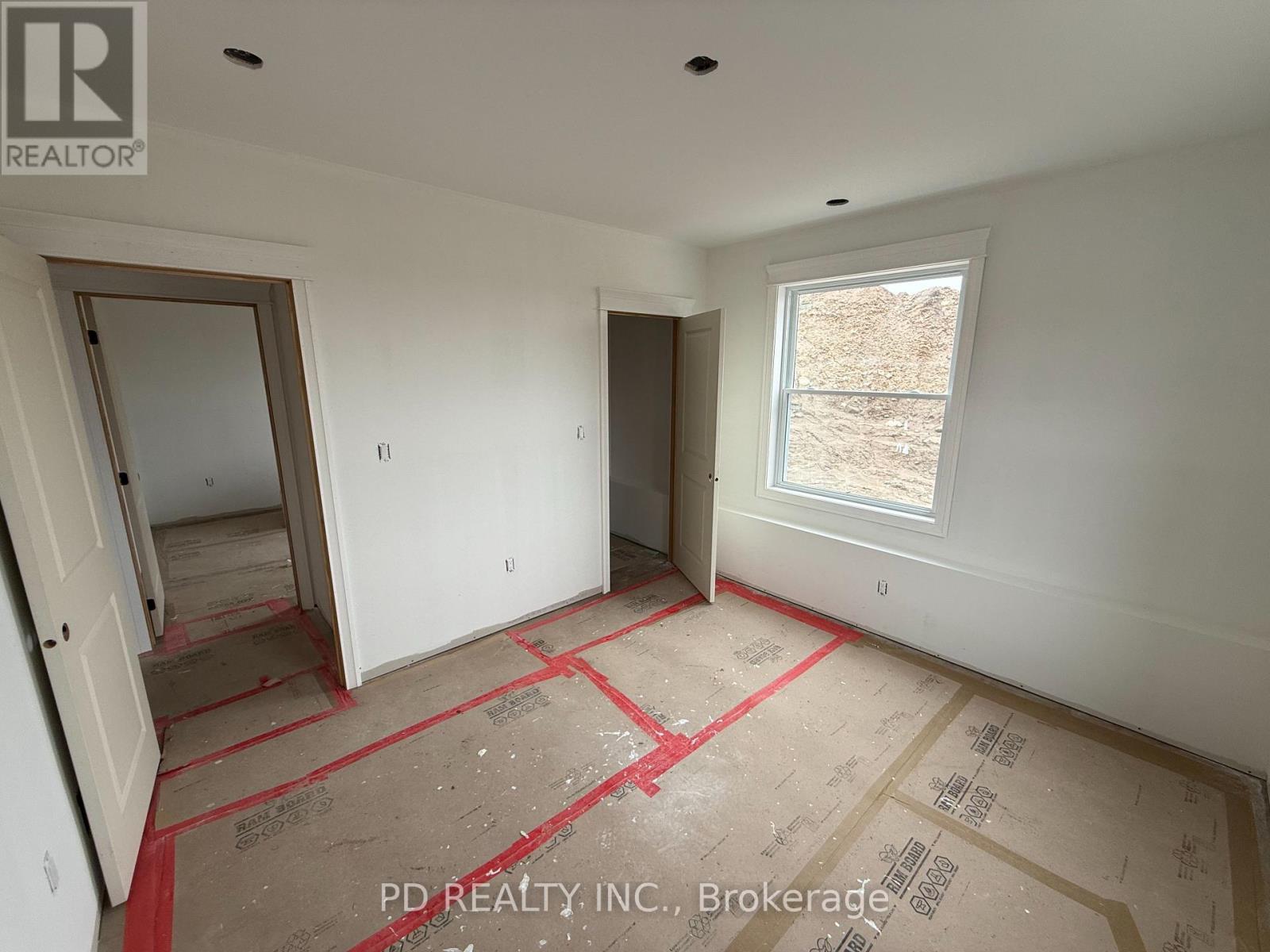 2467 Queen Mary Street, Cavan Monaghan (Cavan Twp), Ontario  L0A 1C0 - Photo 15 - X12954766