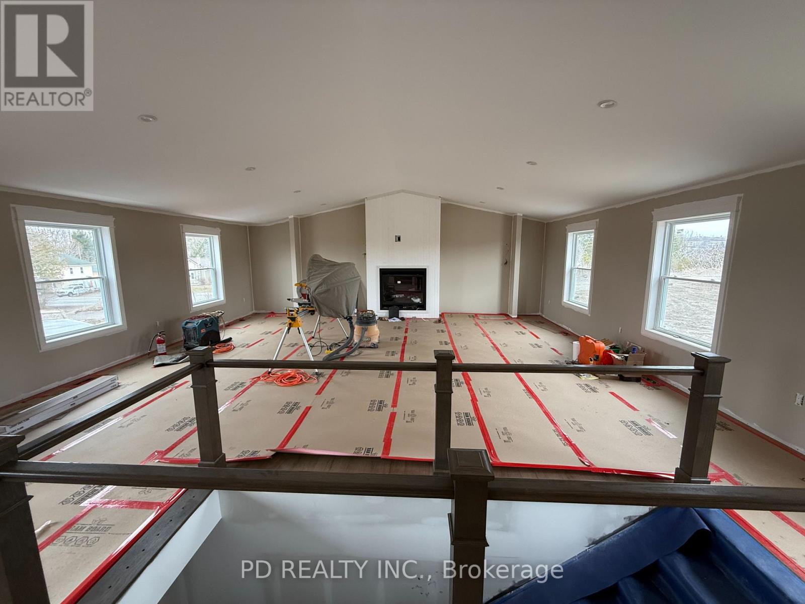 2467 Queen Mary Street, Cavan Monaghan (Cavan Twp), Ontario  L0A 1C0 - Photo 3 - X12954766