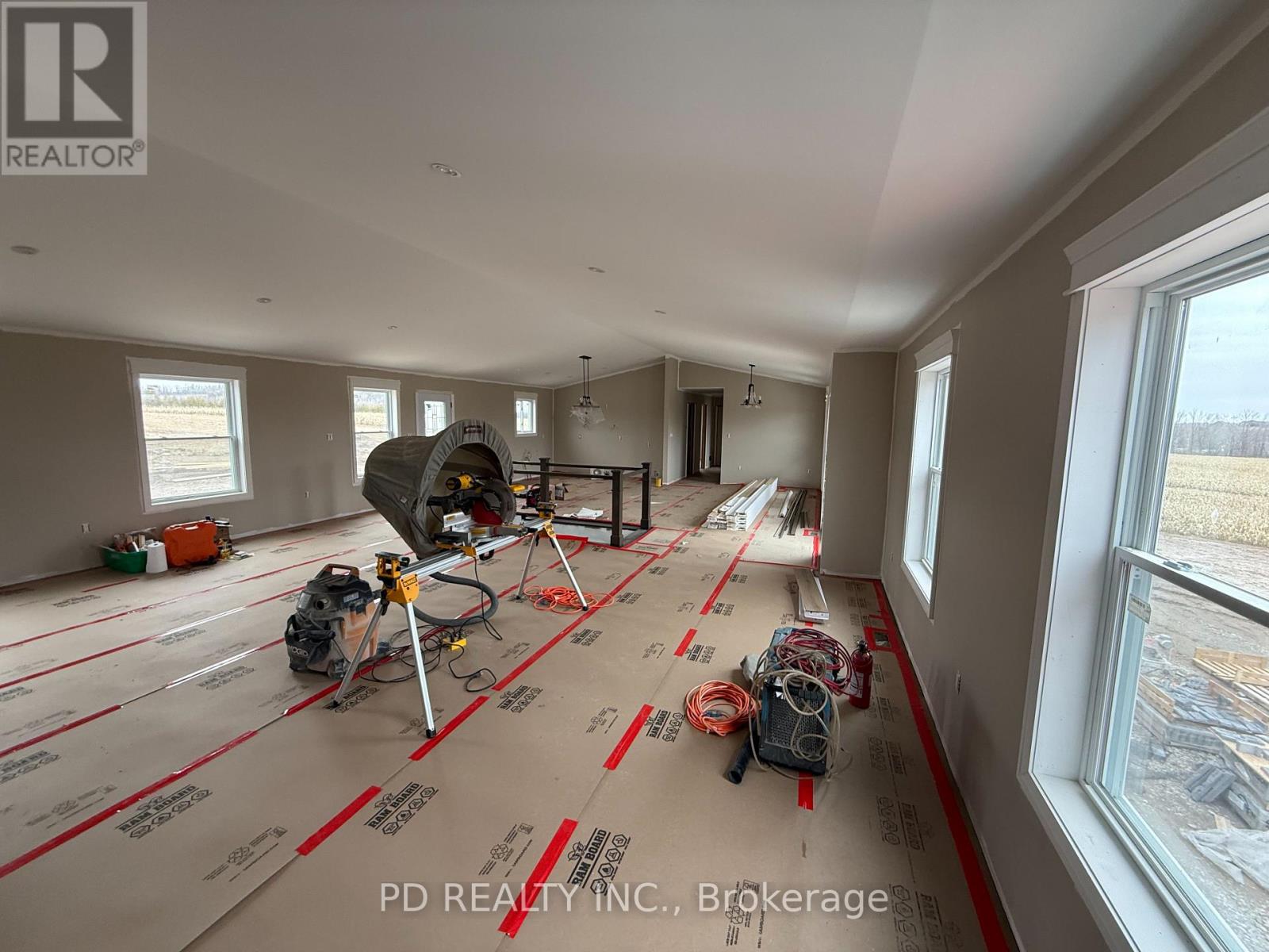 2467 Queen Mary Street, Cavan Monaghan (Cavan Twp), Ontario  L0A 1C0 - Photo 32 - X12954766