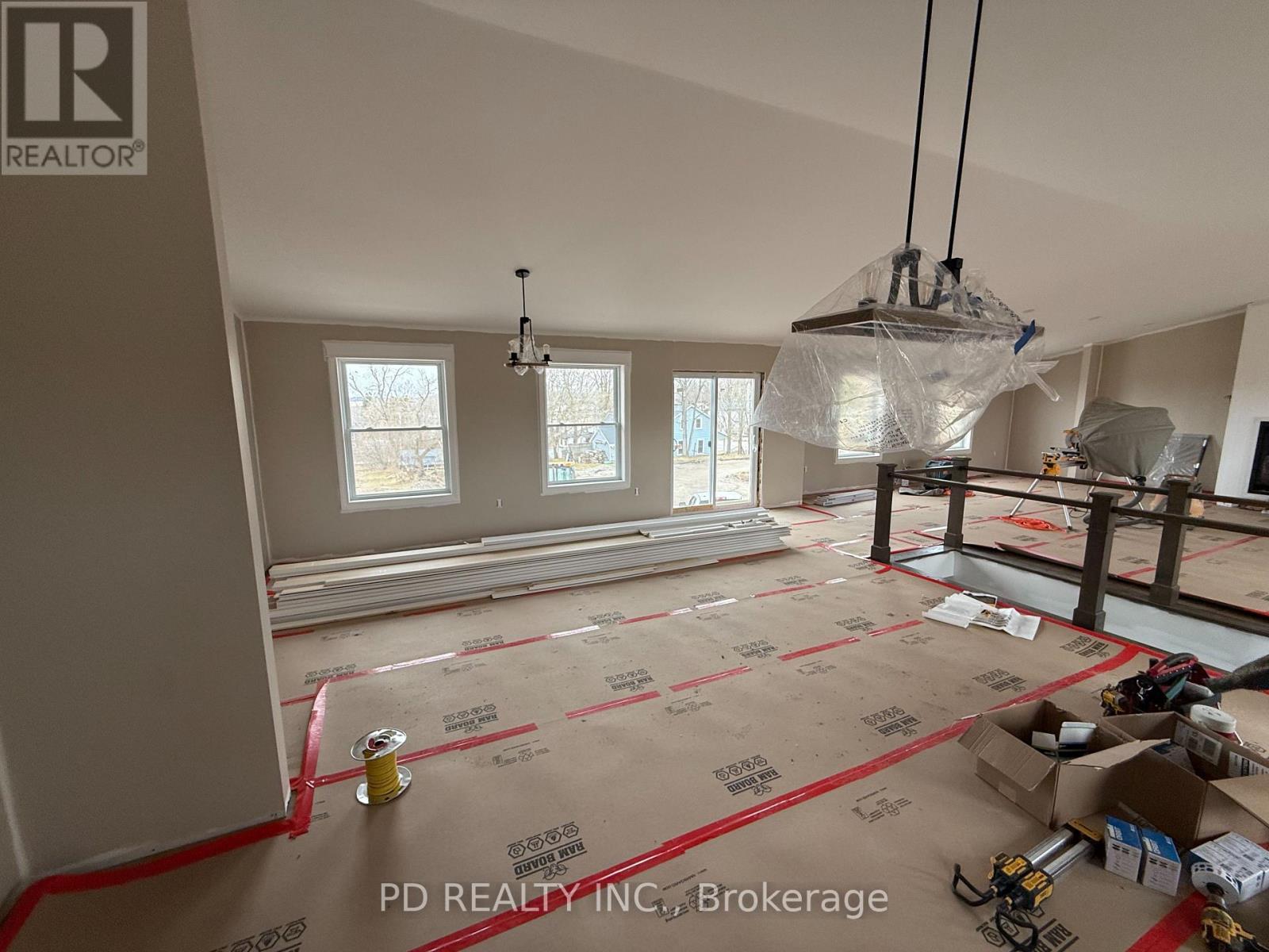 2467 Queen Mary Street, Cavan Monaghan (Cavan Twp), Ontario  L0A 1C0 - Photo 6 - X12954766