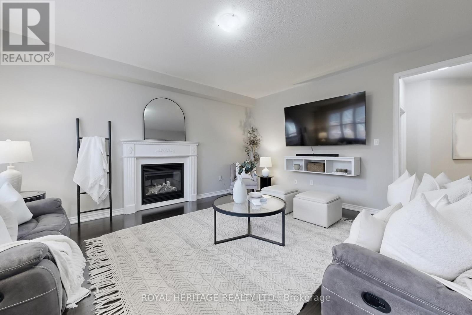 115 Grady Drive, Clarington (Newcastle), Ontario  L1B 0C6 - Photo 10 - E12955006