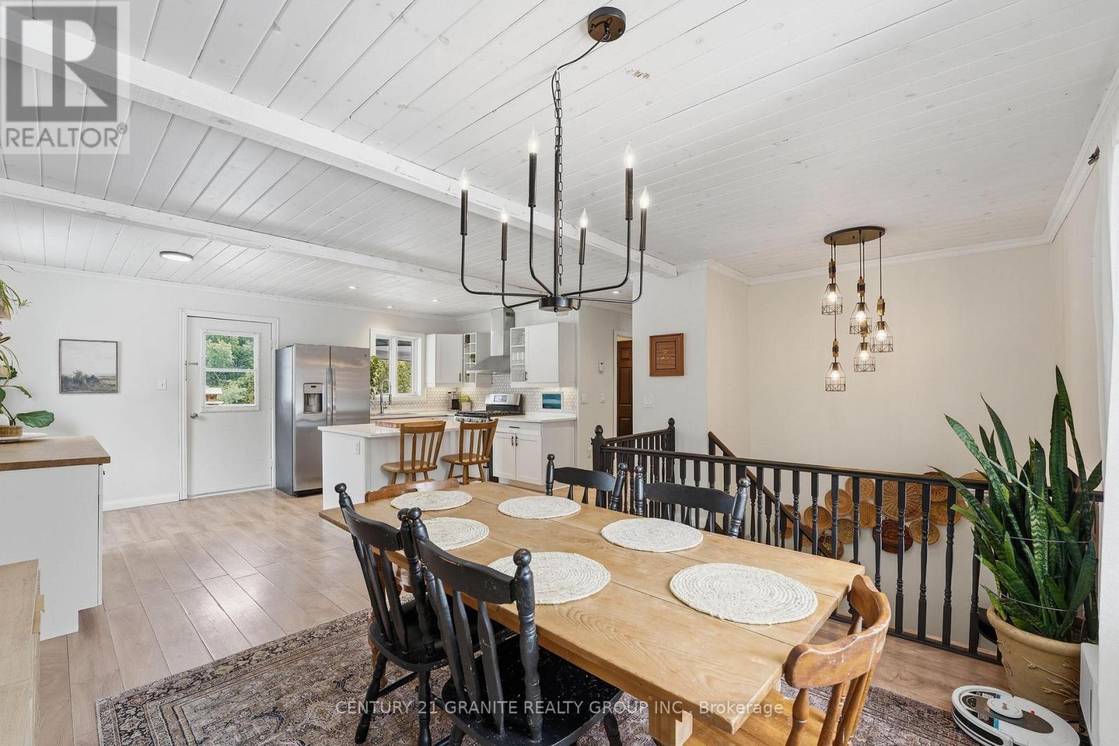 28 Pine Ridge Road, Bancroft (Dungannon Ward), Ontario  K0L 1C0 - Photo 16 - X12955170