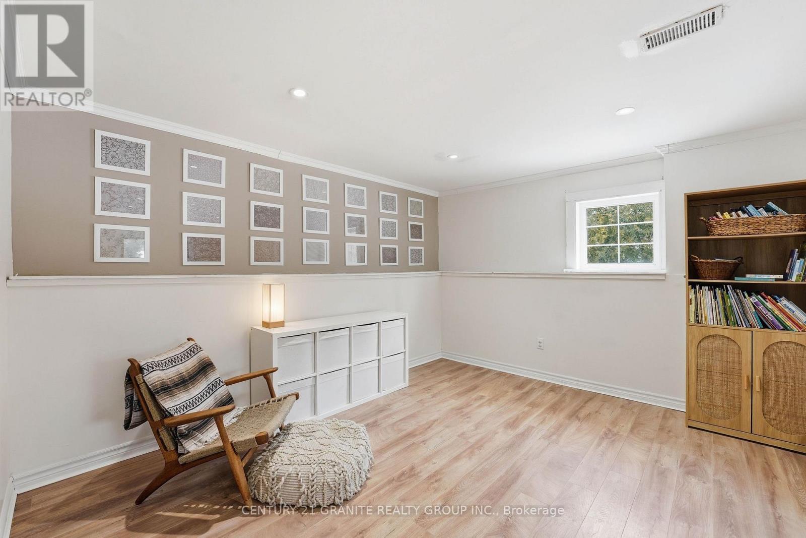 28 Pine Ridge Road, Bancroft (Dungannon Ward), Ontario  K0L 1C0 - Photo 30 - X12955170