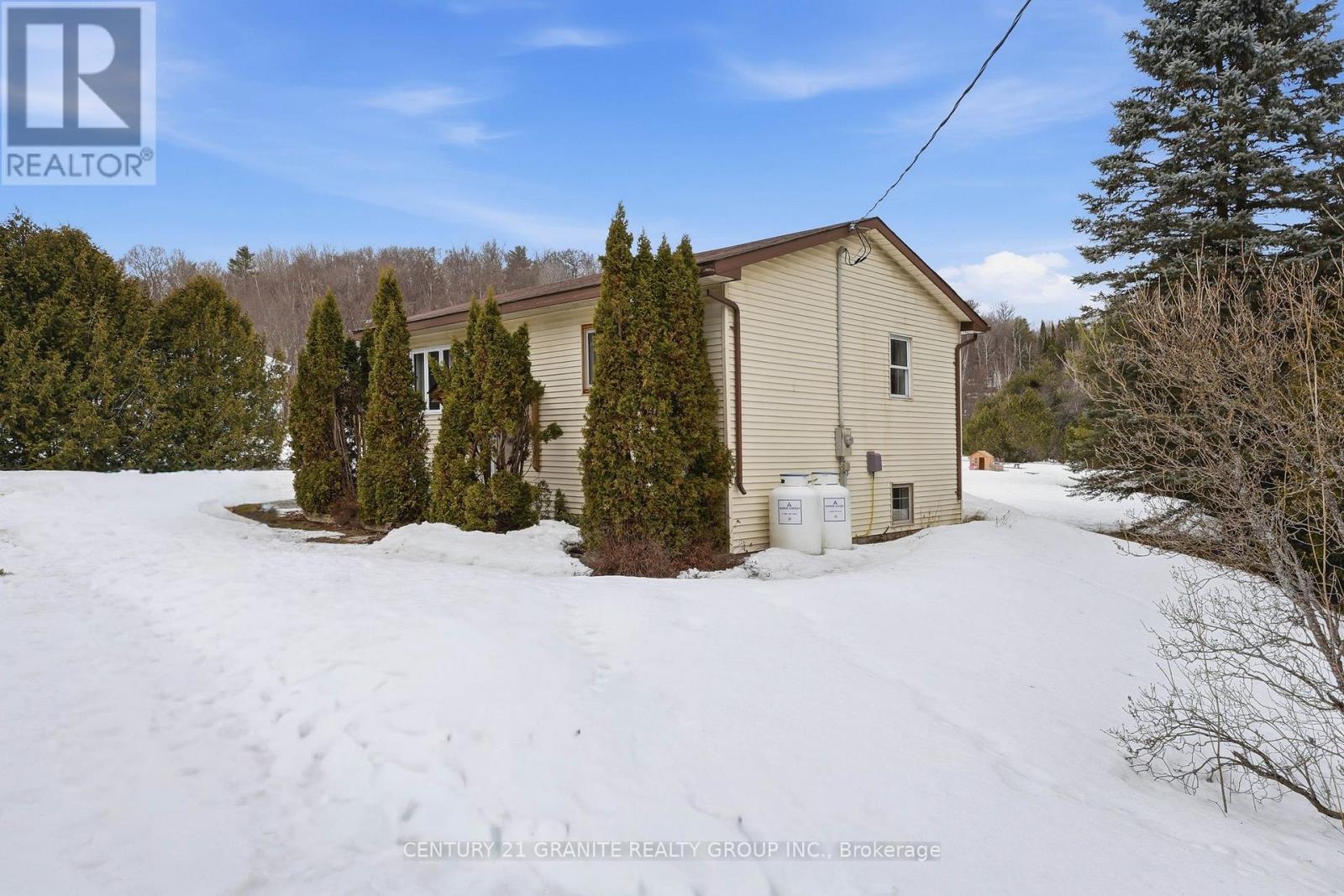28 Pine Ridge Road, Bancroft (Dungannon Ward), Ontario  K0L 1C0 - Photo 37 - X12955170