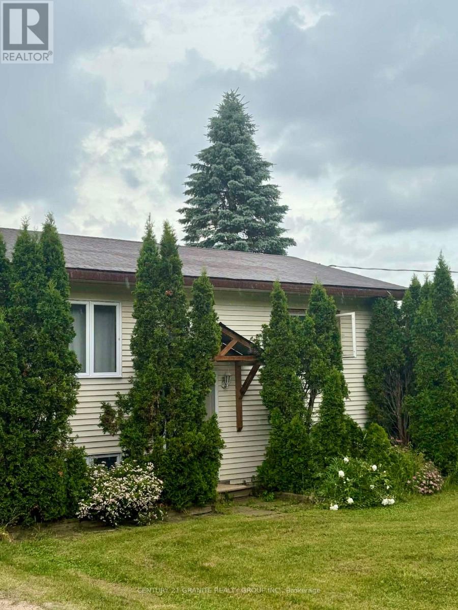 28 Pine Ridge Road, Bancroft (Dungannon Ward), Ontario  K0L 1C0 - Photo 44 - X12955170