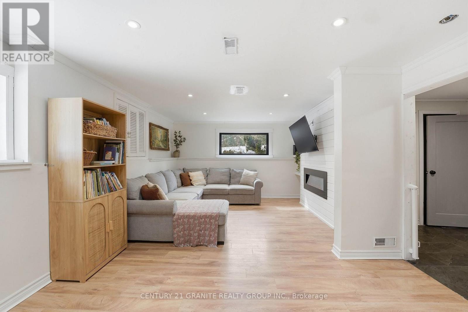 28 Pine Ridge Road, Bancroft (Dungannon Ward), Ontario  K0L 1C0 - Photo 45 - X12955170