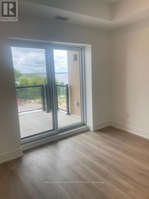 403 - 19b West Street, Kawartha Lakes (Fenelon Falls), Ontario  K9V 1C4 - Photo 8 - X12957346