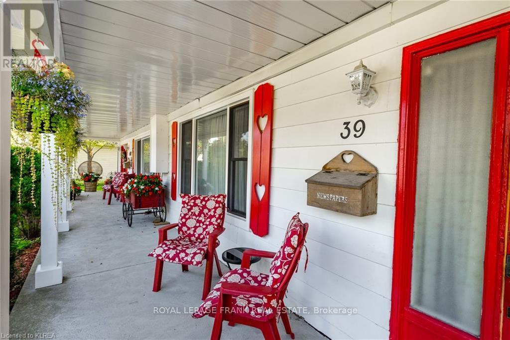 37 Sussex Street N, Kawartha Lakes (Lindsay), Ontario  K9V 4H6 - Photo 16 - X12957646