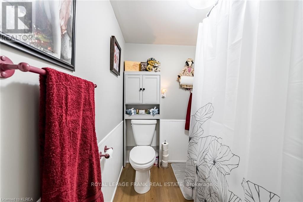 37 Sussex Street N, Kawartha Lakes (Lindsay), Ontario  K9V 4H6 - Photo 19 - X12957646