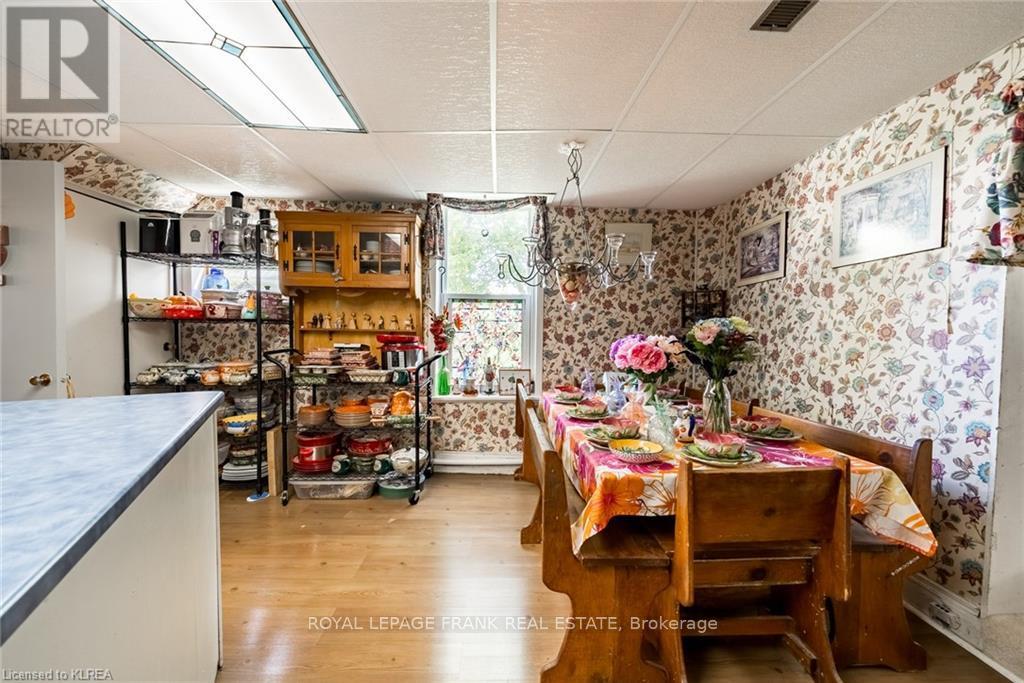 37 Sussex Street N, Kawartha Lakes (Lindsay), Ontario  K9V 4H6 - Photo 23 - X12957646