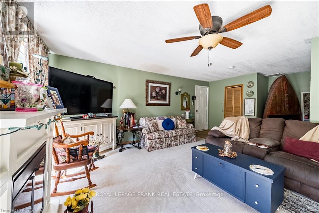 37 Sussex Street N, Kawartha Lakes (Lindsay), Ontario  K9V 4H6 - Photo 30 - X12957646