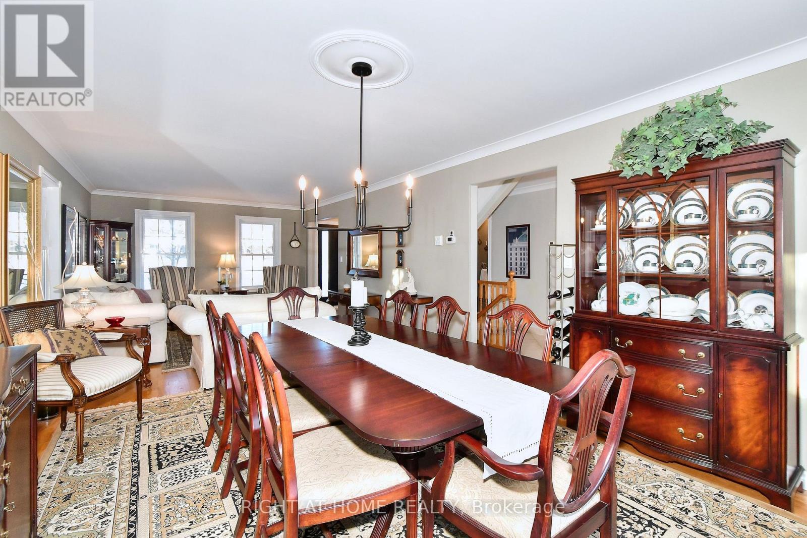 599 Maniece Avenue, Peterborough (Ashburnham Ward 4), Ontario  K9L 0C1 - Photo 10 - X12958266