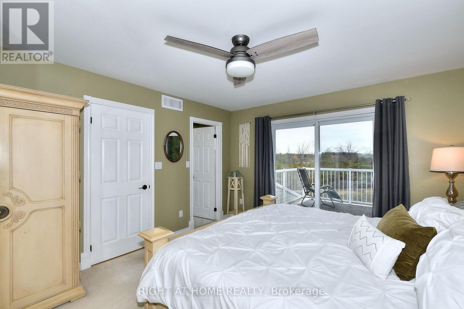 599 Maniece Avenue, Peterborough (Ashburnham Ward 4), Ontario  K9L 0C1 - Photo 29 - X12958266