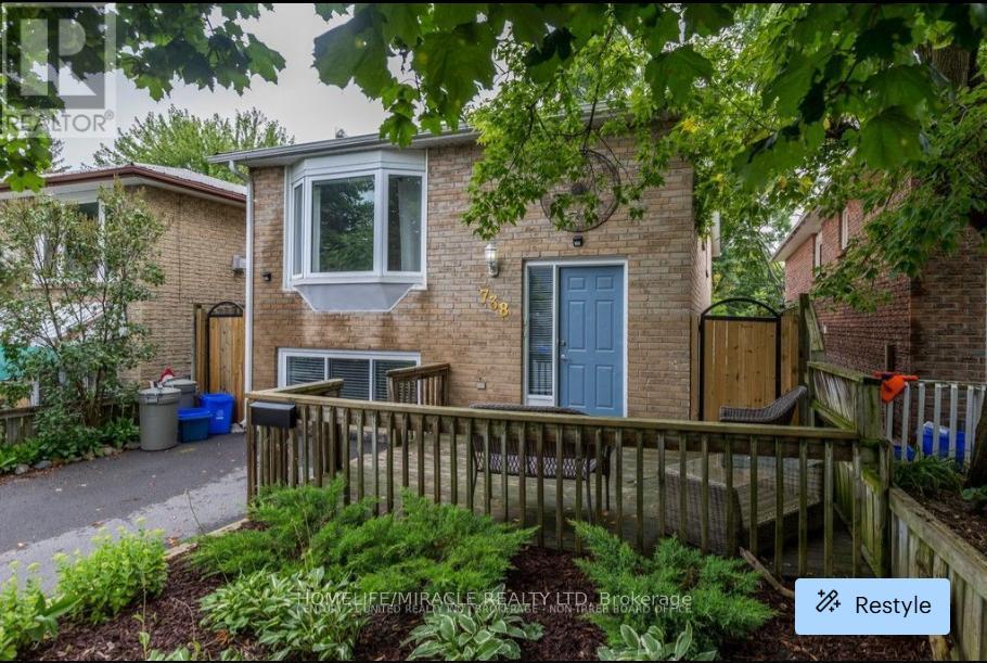 738 Mountain Ash Road, Peterborough (Otonabee Ward 1), Ontario  K9J 8K1 - Photo 2 - X12958516