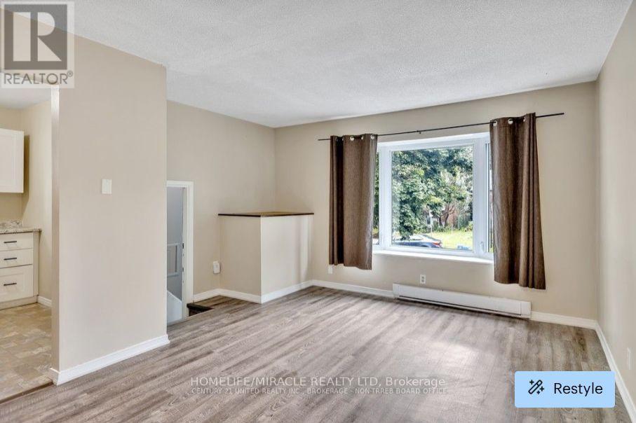 738 Mountain Ash Road, Peterborough (Otonabee Ward 1), Ontario  K9J 8K1 - Photo 4 - X12958516