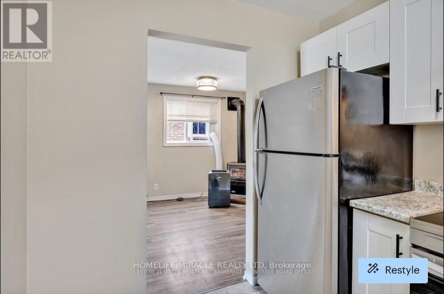 738 Mountain Ash Road, Peterborough (Otonabee Ward 1), Ontario  K9J 8K1 - Photo 8 - X12958516