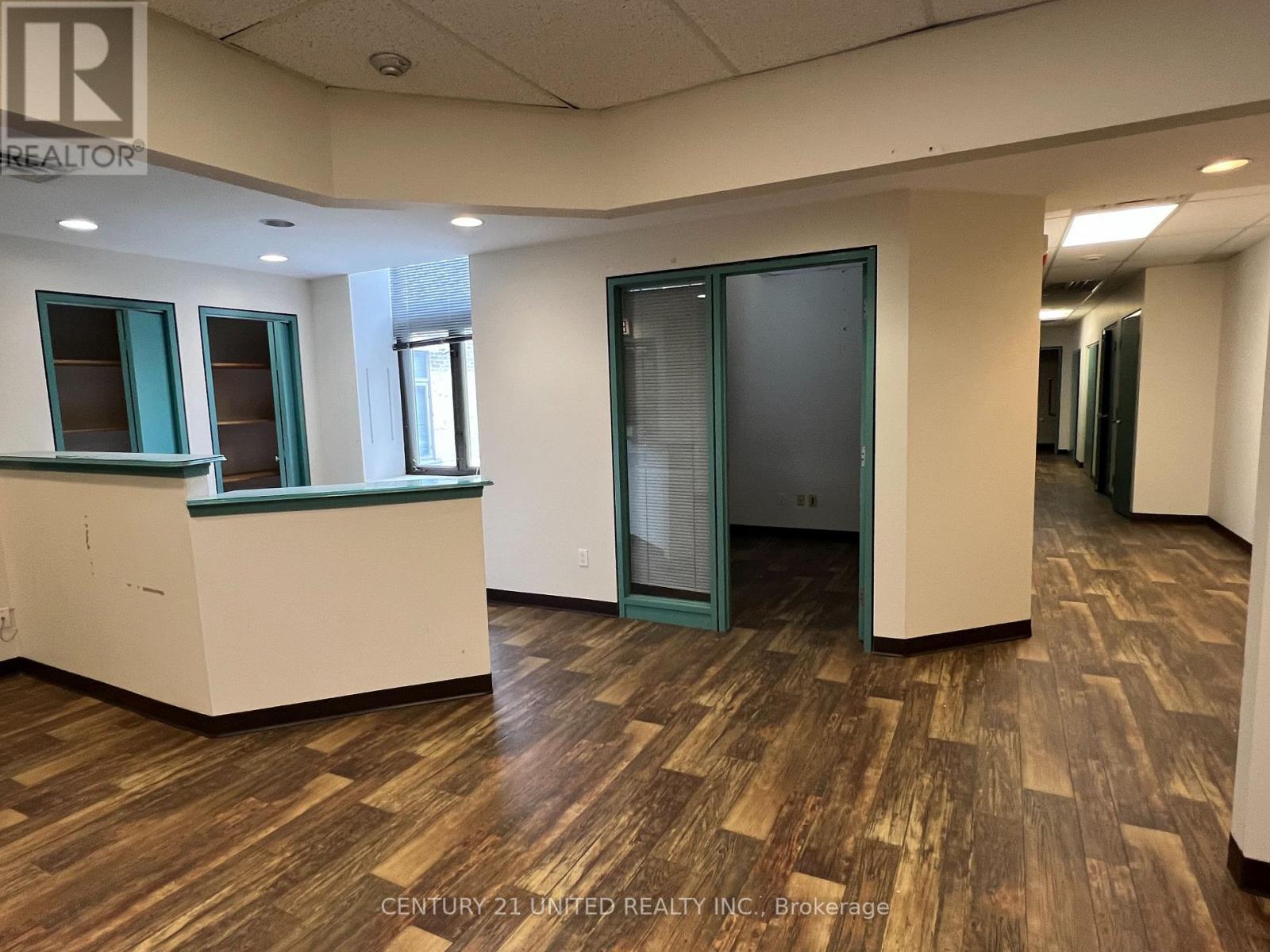 206 - 349a George Street N, Peterborough (Town Ward 3), Ontario  K9H 3P9 - Photo 2 - X12959470