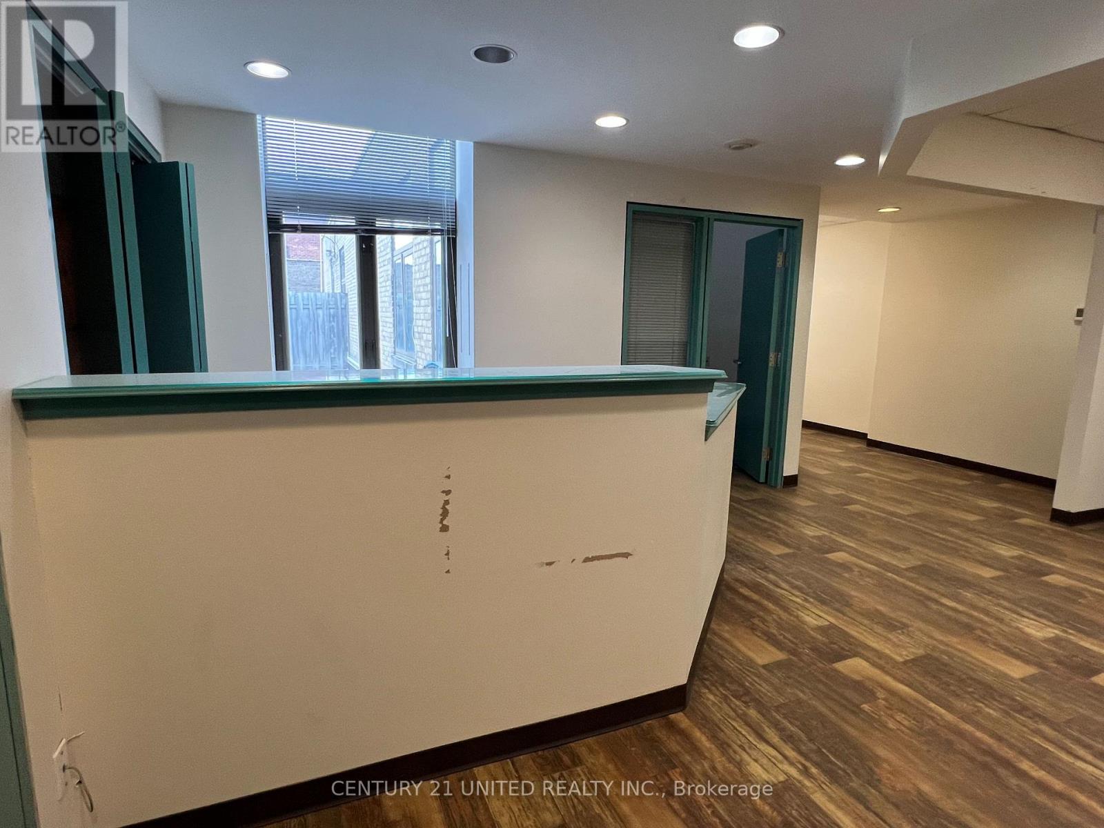 206 - 349a George Street N, Peterborough (Town Ward 3), Ontario  K9H 3P9 - Photo 3 - X12959470