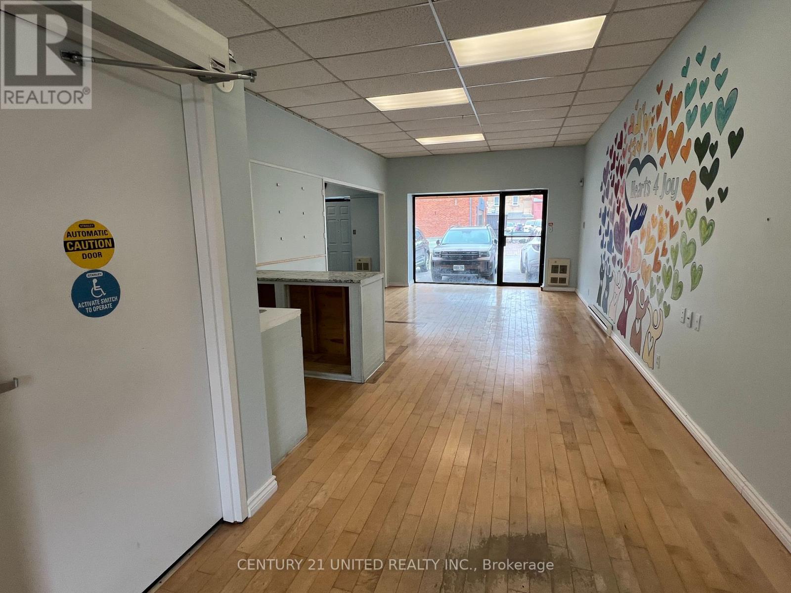 3 - 4 - 203 Simcoe Street, Peterborough (Town Ward 3), Ontario  K9H 2H6 - Photo 5 - X12959942