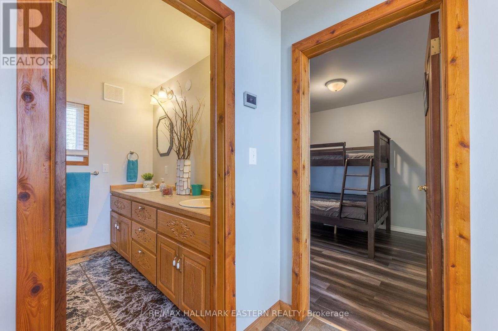 152a Paradise Landing Road, Hastings Highlands (Herschel Ward), Ontario  K0L 2S0 - Photo 16 - X12960294