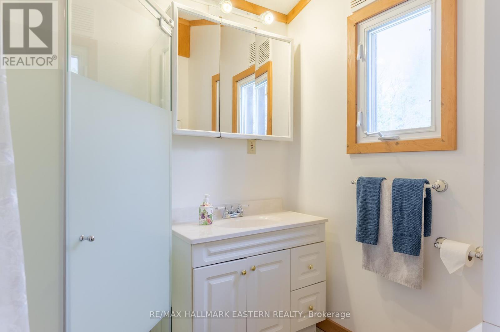 152a Paradise Landing Road, Hastings Highlands (Herschel Ward), Ontario  K0L 2S0 - Photo 27 - X12960294