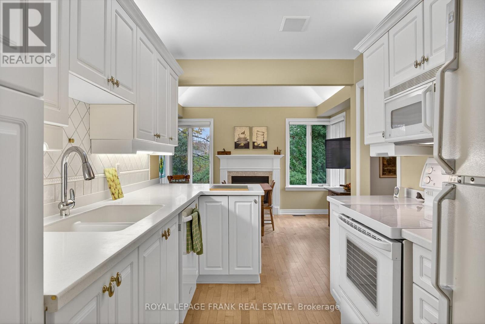 8 - 1121 Armour Road, Peterborough (Ashburnham Ward 4), Ontario  K9H 7N8 - Photo 12 - X12960842