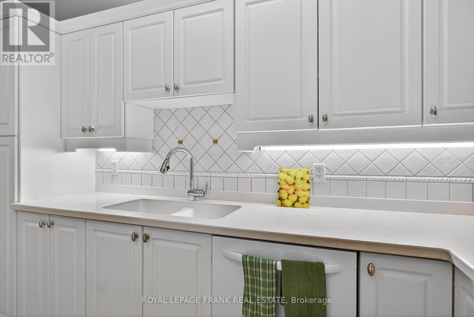 8 - 1121 Armour Road, Peterborough (Ashburnham Ward 4), Ontario  K9H 7N8 - Photo 14 - X12960842