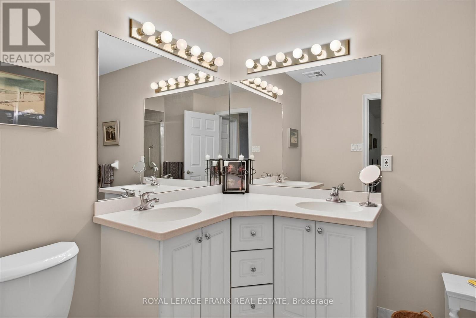 8 - 1121 Armour Road, Peterborough (Ashburnham Ward 4), Ontario  K9H 7N8 - Photo 19 - X12960842