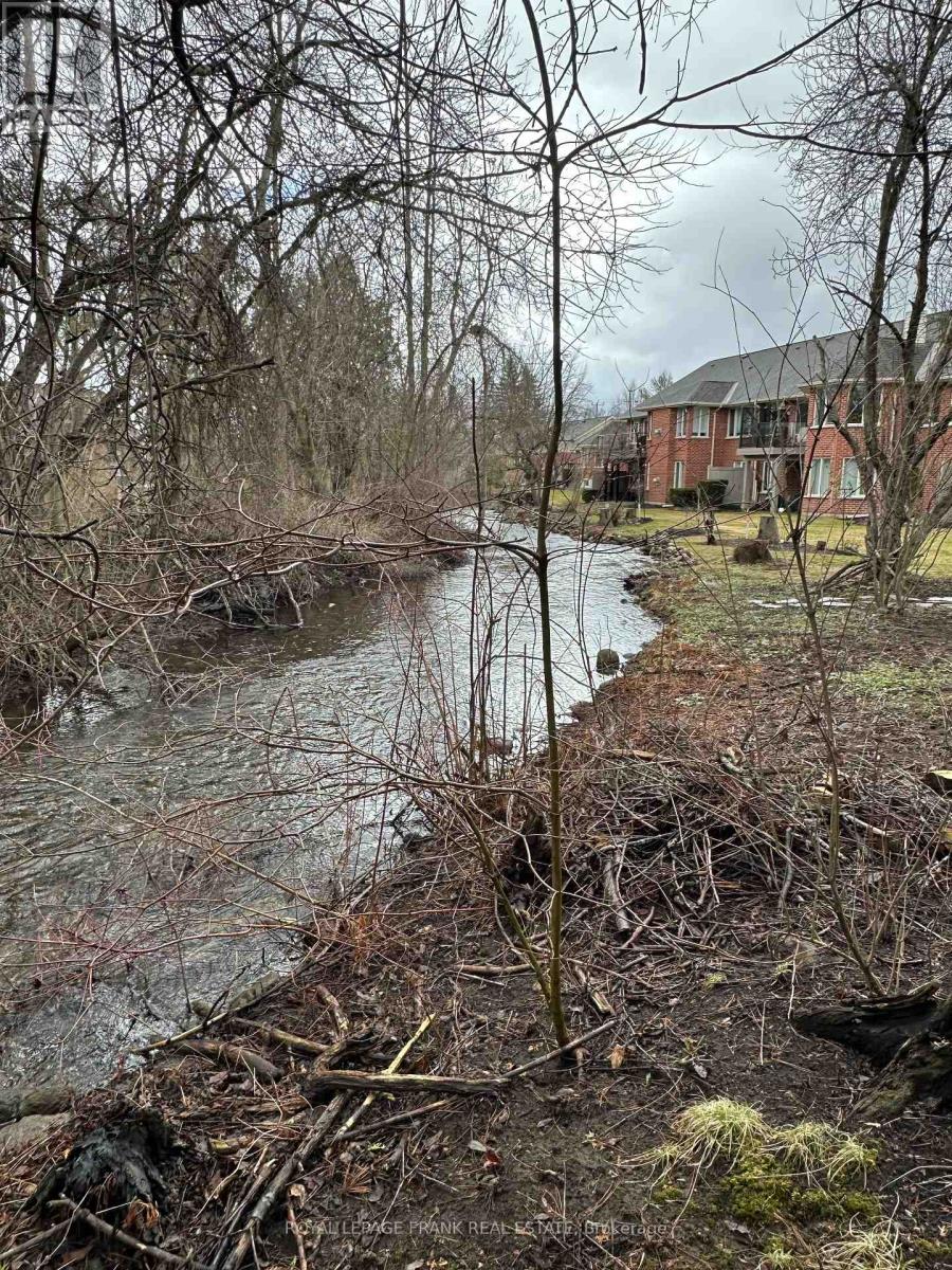 8 - 1121 Armour Road, Peterborough (Ashburnham Ward 4), Ontario  K9H 7N8 - Photo 34 - X12960842