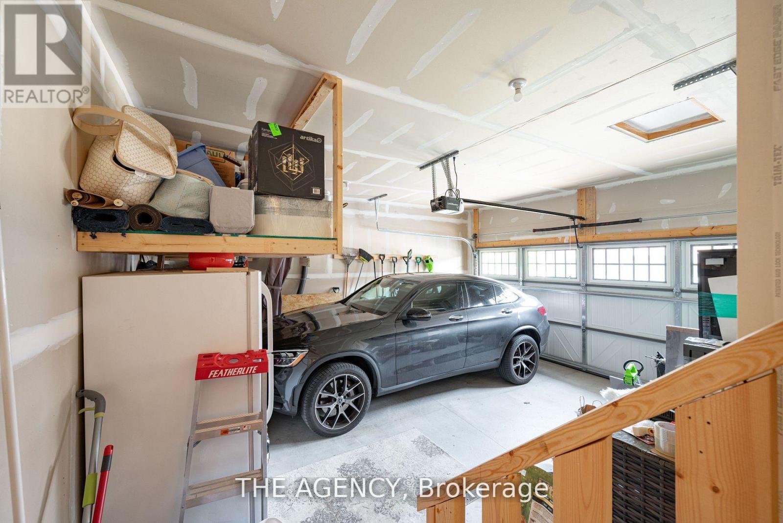 425 Melling Avenue, Peterborough (Northcrest Ward 5), Ontario  K9H 0J2 - Photo 37 - X12961250