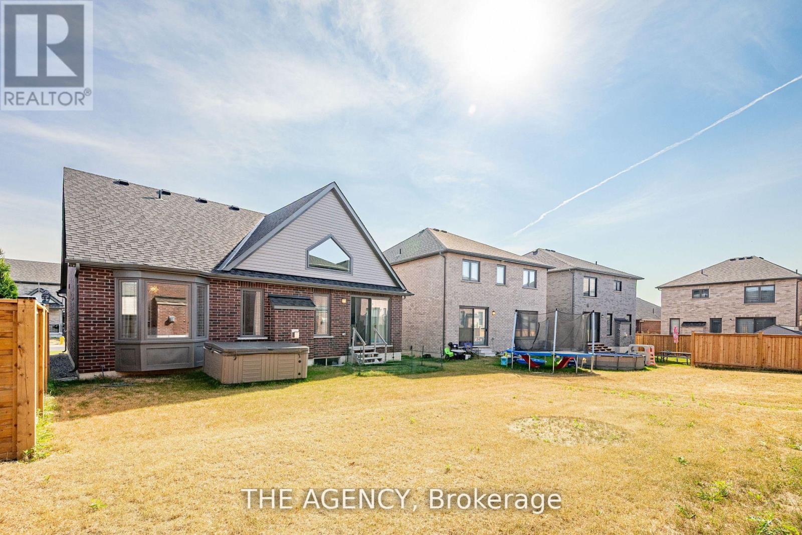 425 Melling Avenue, Peterborough (Northcrest Ward 5), Ontario  K9H 0J2 - Photo 39 - X12961250