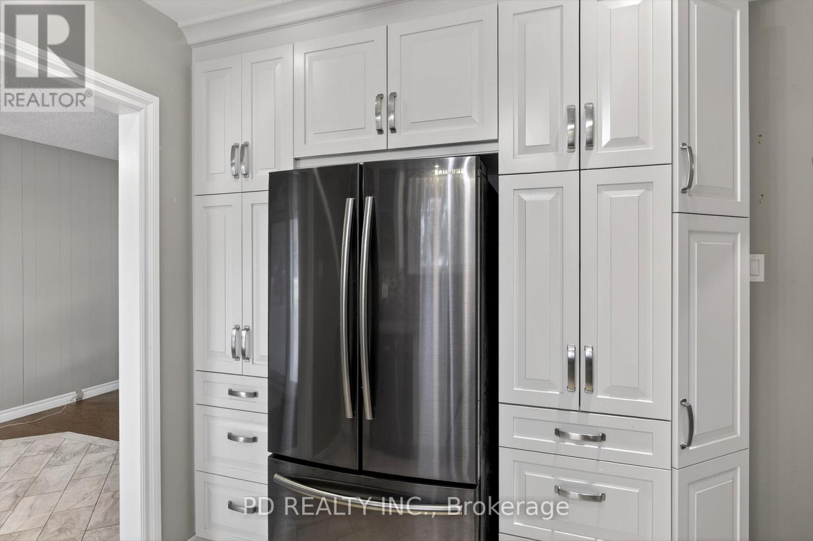 200 Charlore Park Drive, Kawartha Lakes (Omemee), Ontario  K0L 2W0 - Photo 18 - X12962642