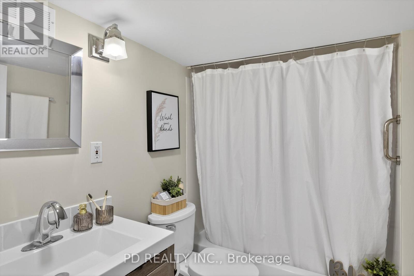 200 Charlore Park Drive, Kawartha Lakes (Omemee), Ontario  K0L 2W0 - Photo 37 - X12962642